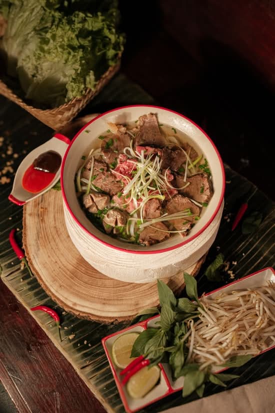 Soupe vietnamienne au bœuf "PHO"