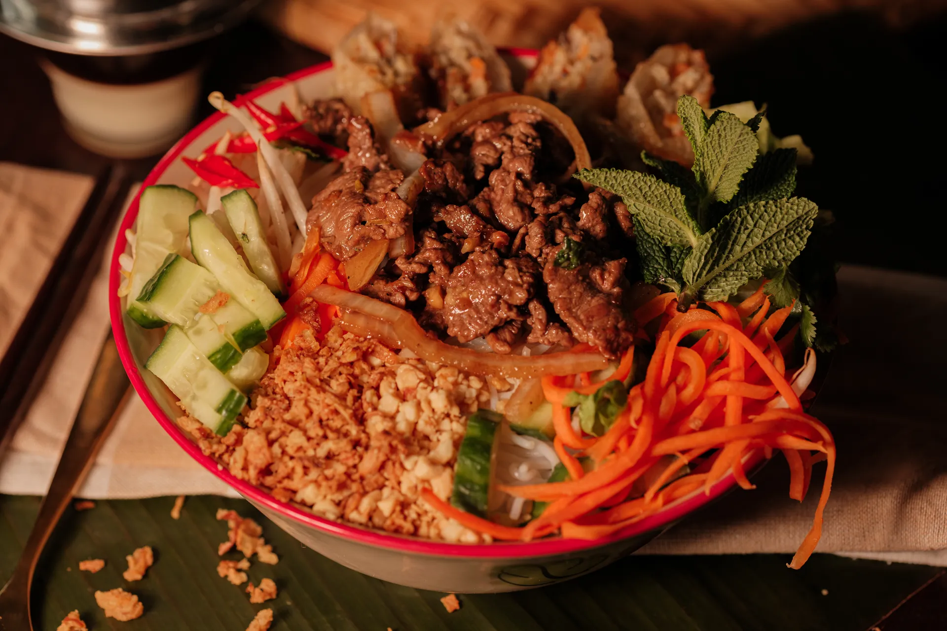 Bun Bò Nems