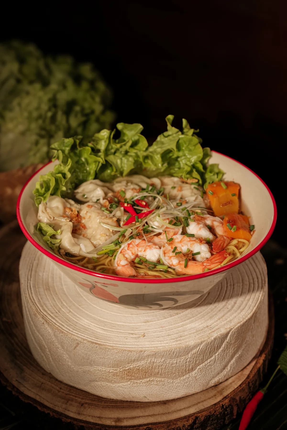 Soupe aux Raviolis Végétariens avec Tofu ou Crevettes